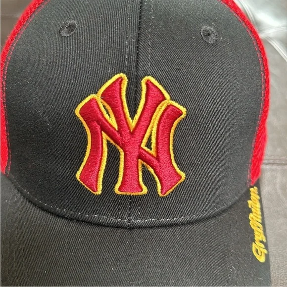 NY Yankees Harry Potter Gryffindor hat